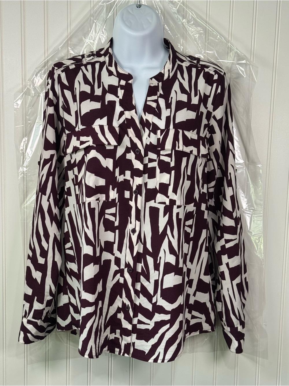 Calvin Klein Womens Printed Long-Sleeve Blouse in White and Deep Wine